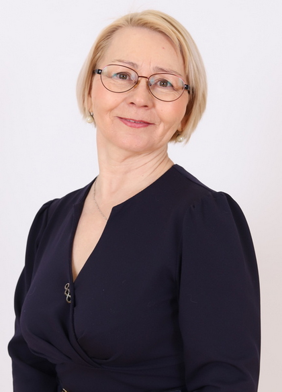 Емельянова Елена Михайловна.